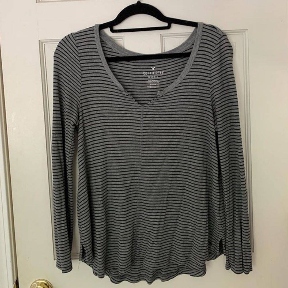 American Eagle Waffle Knit